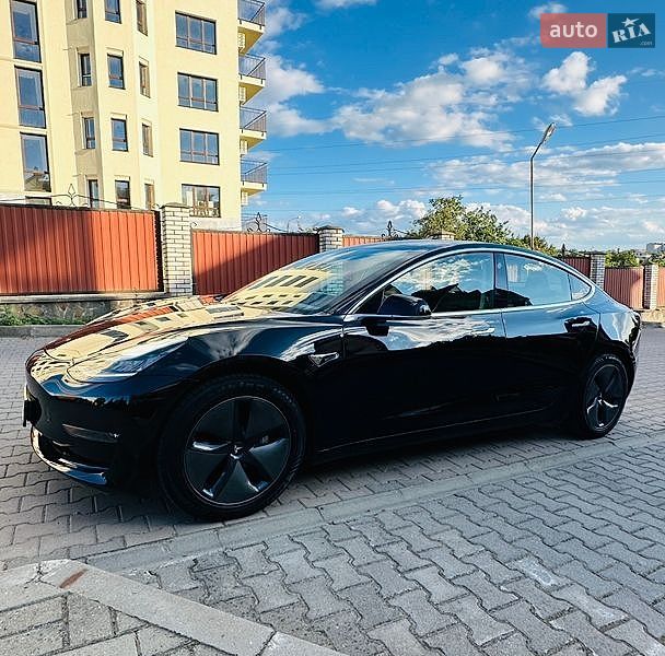 Седан Tesla Model 3 2019 в Черновцах фото 5 Седан Tesla Model 3 2019 в Черновцах