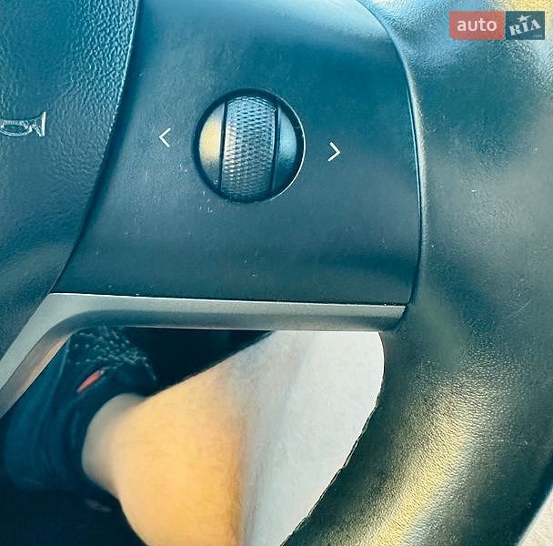 Седан Tesla Model 3 2019 в Черновцах