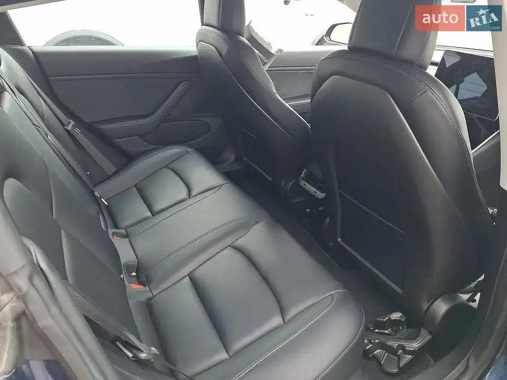 2018 Tesla Model 3 - мініатюра 8