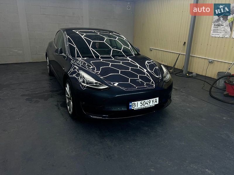 Tesla Model 3 2018