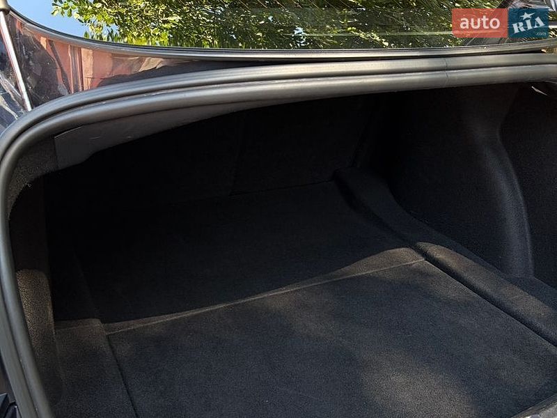 Седан Tesla Model 3 2020 в Вінниці