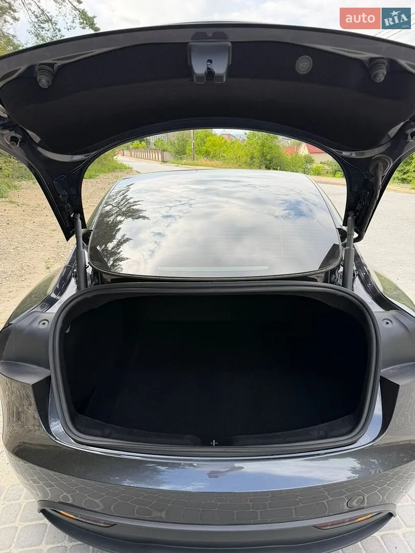 2024 Tesla Model 3 - мініатюра 8
