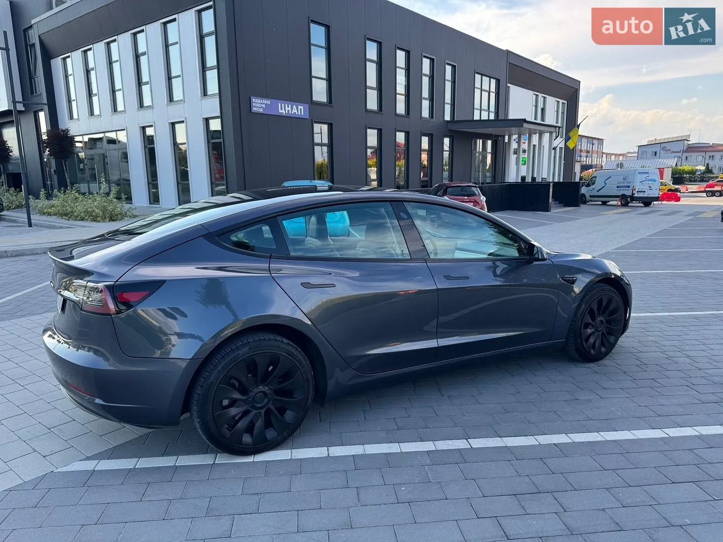 2022 Tesla Model 3 - мініатюра 18