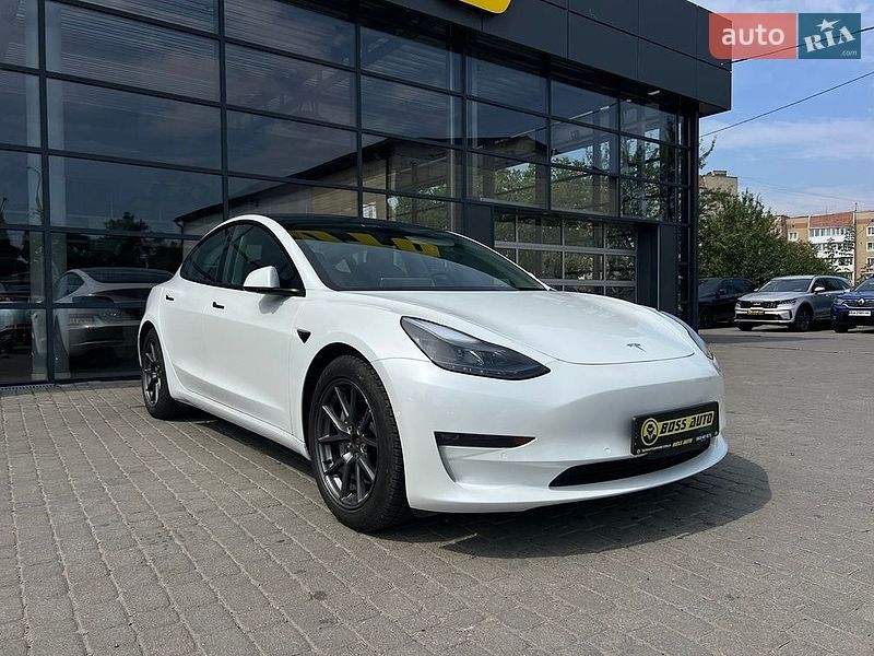 Tesla Model 3 2020 Tesla Model 3 2020