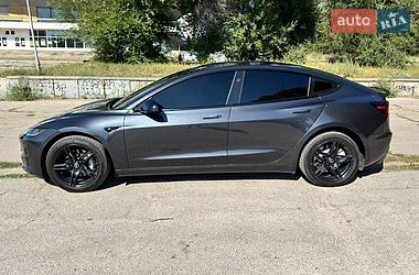 Седан Tesla Model 3 2024 в Запорожье