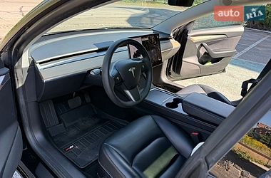 Седан Tesla Model 3 2021 в Києві