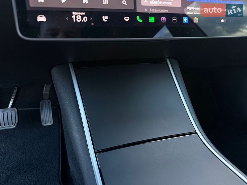 Седан Tesla Model 3 2019 в Стрые