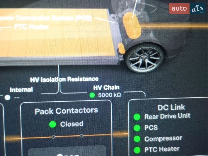 Седан Tesla Model 3 2019 в Виннице