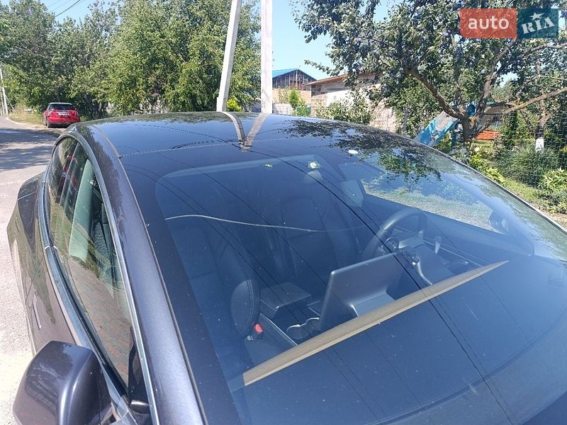Седан Tesla Model 3 2020 в Ворзеле