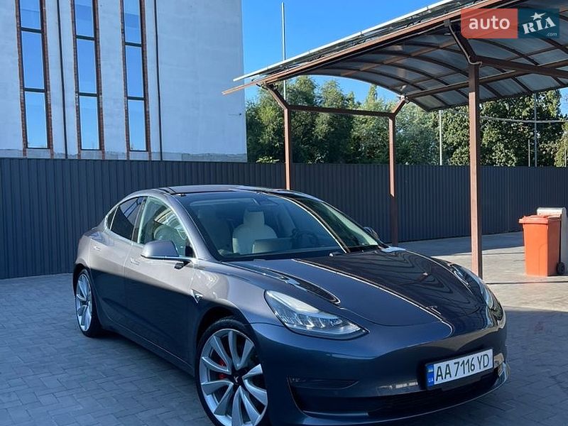 Tesla Model 3 2018 Tesla Model 3 2018