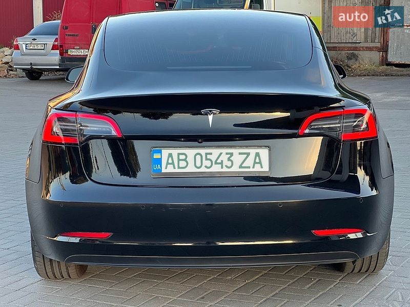 Седан Tesla Model 3 2019 в Запорожье