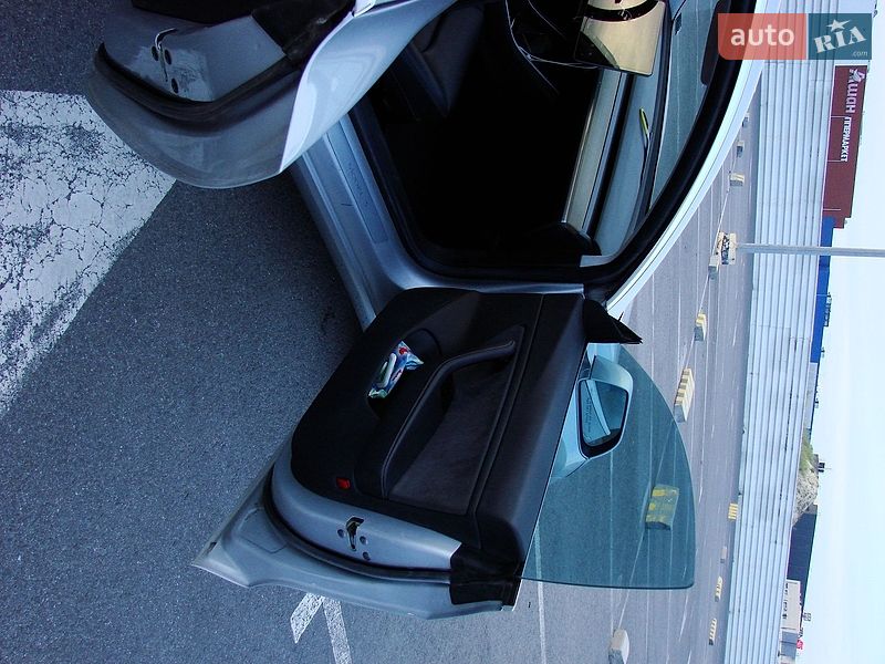 Седан Tesla Model 3 2018 в Львове