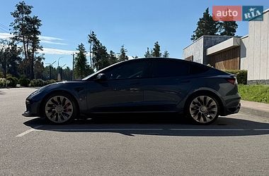 Седан Tesla Model 3 2021 в Києві