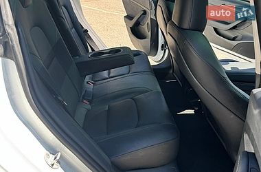 Седан Tesla Model 3 2023 в Запорожье