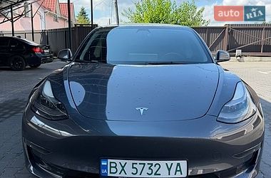 Седан Tesla Model 3 2021 в Хмельницькому