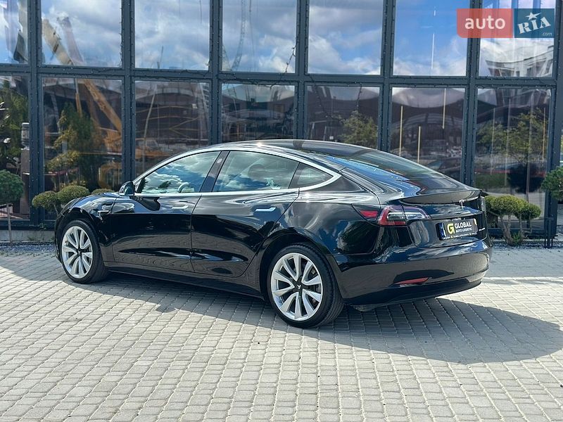 Седан Tesla Model 3 2020 в Львові фото 14 Седан Tesla Model 3 2020 в Львові