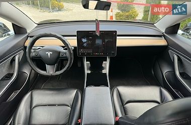 Седан Tesla Model 3 2020 в Львові фото 19 Седан Tesla Model 3 2020 в Львові