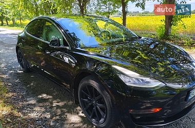 Седан Tesla Model 3 2019 в Немирове