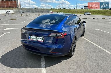Седан Tesla Model 3 2023 в Львові