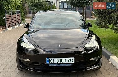 Седан Tesla Model 3 2021 в Киеве