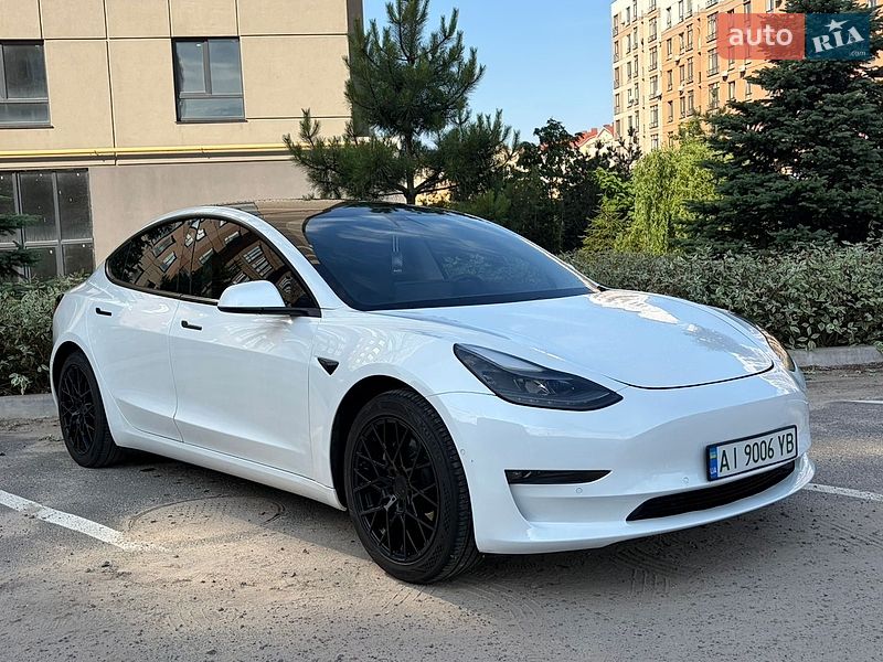 Седан Tesla Model 3 2021 в Софиевской Борщаговке