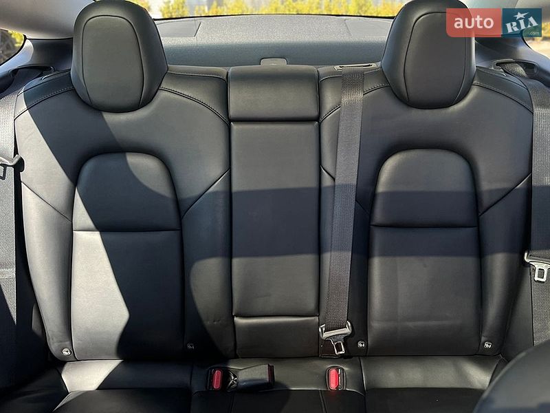 Седан Tesla Model 3 2022 в Мукачевому фото 27 Седан Tesla Model 3 2022 в Мукачевому