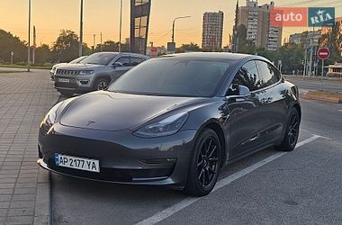 Седан Tesla Model 3 2019 в Запоріжжі