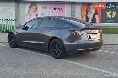 Седан Tesla Model 3 2019 в Запоріжжі