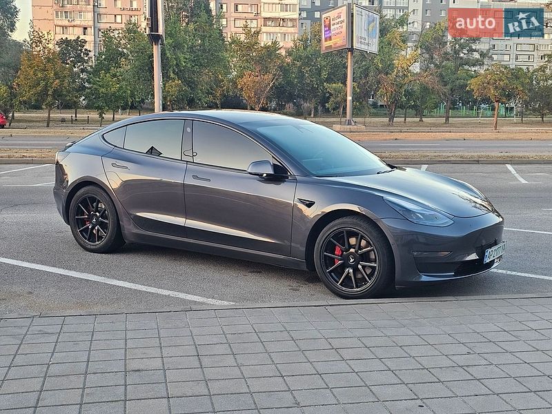 Седан Tesla Model 3 2019 в Запоріжжі