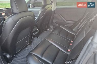 Седан Tesla Model 3 2019 в Запоріжжі