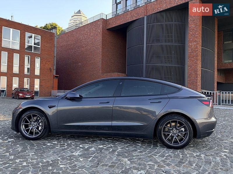 Седан Tesla Model 3 2023 в Днепре фото 5 Седан Tesla Model 3 2023 в Днепре