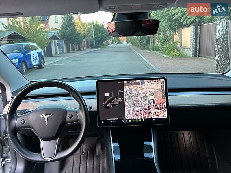 Седан Tesla Model 3 2018 в Софіївській Борщагівці