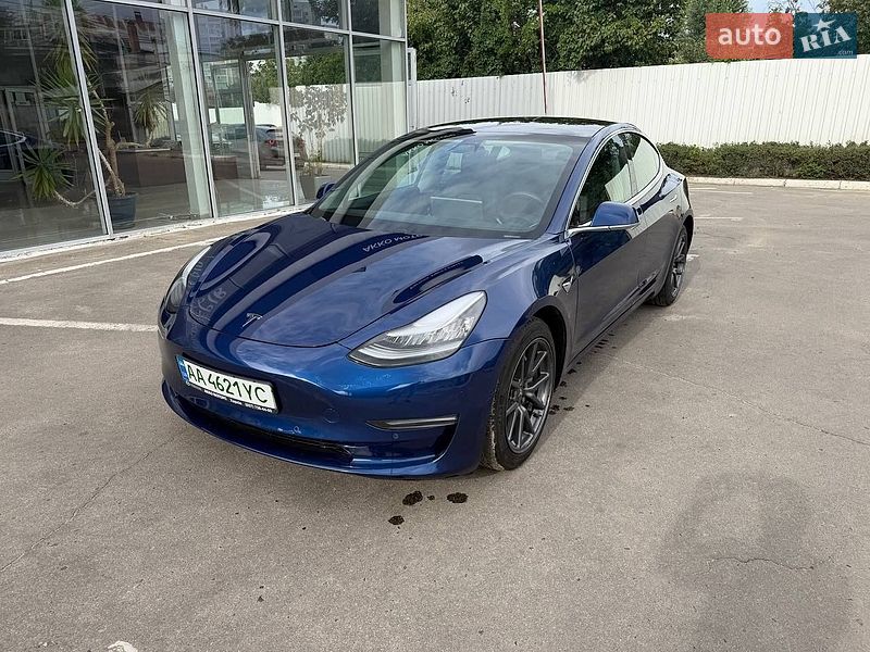 Седан Tesla Model 3 2019 в Харькове
