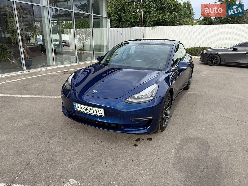 Седан Tesla Model 3 2019 в Харькове