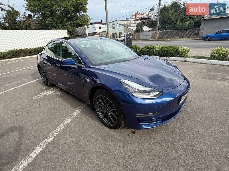 Седан Tesla Model 3 2019 в Харькове