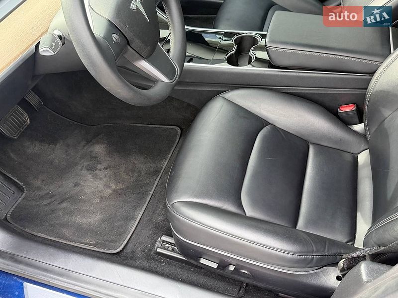 Седан Tesla Model 3 2019 в Харькове