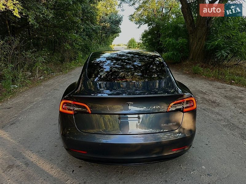 Седан Tesla Model 3 2022 в Луцке фото 4 Седан Tesla Model 3 2022 в Луцке