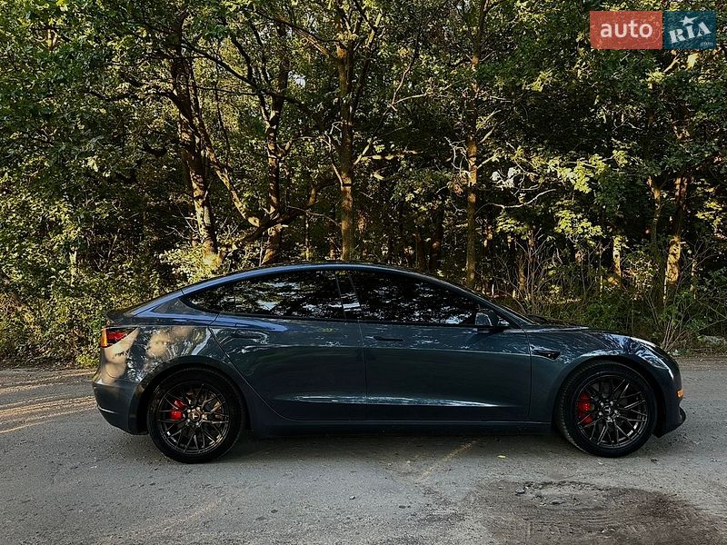 Седан Tesla Model 3 2022 в Луцке фото 2 Седан Tesla Model 3 2022 в Луцке