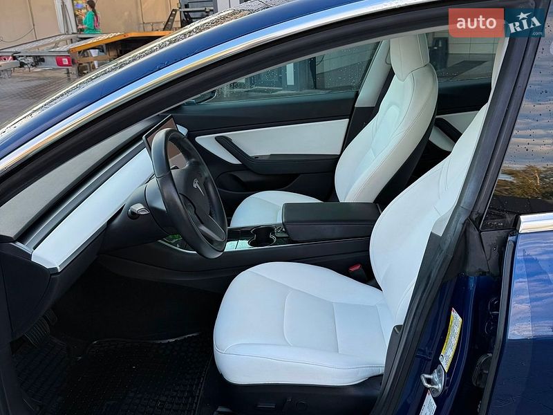 Седан Tesla Model 3 2018 в Владимире фото 26 Седан Tesla Model 3 2018 в Владимире