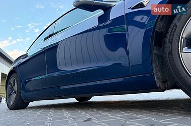 Седан Tesla Model 3 2018 в Владимире