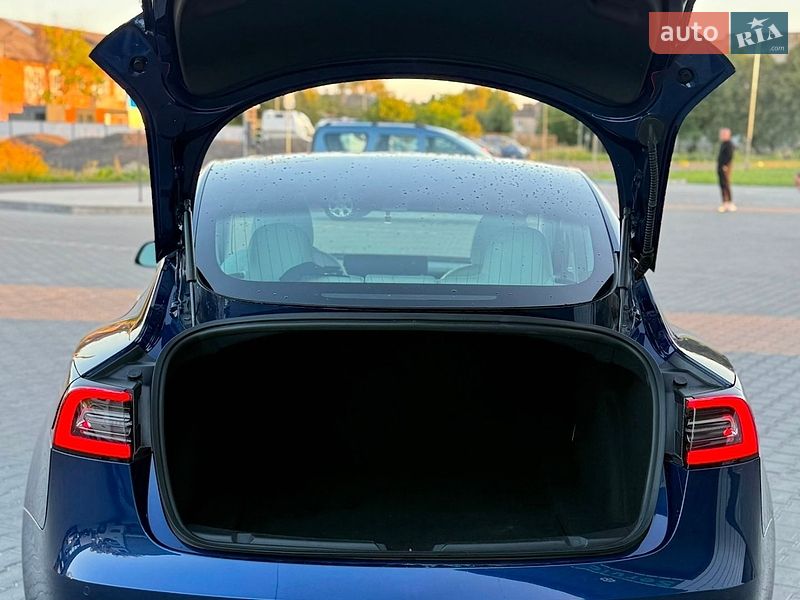 Седан Tesla Model 3 2018 в Владимире фото 108 Седан Tesla Model 3 2018 в Владимире