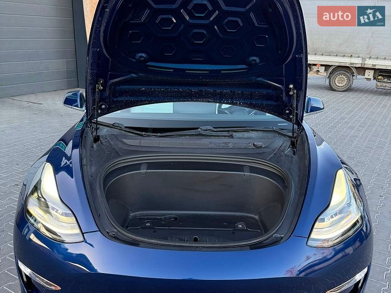 Седан Tesla Model 3 2018 в Владимире фото 101 Седан Tesla Model 3 2018 в Владимире