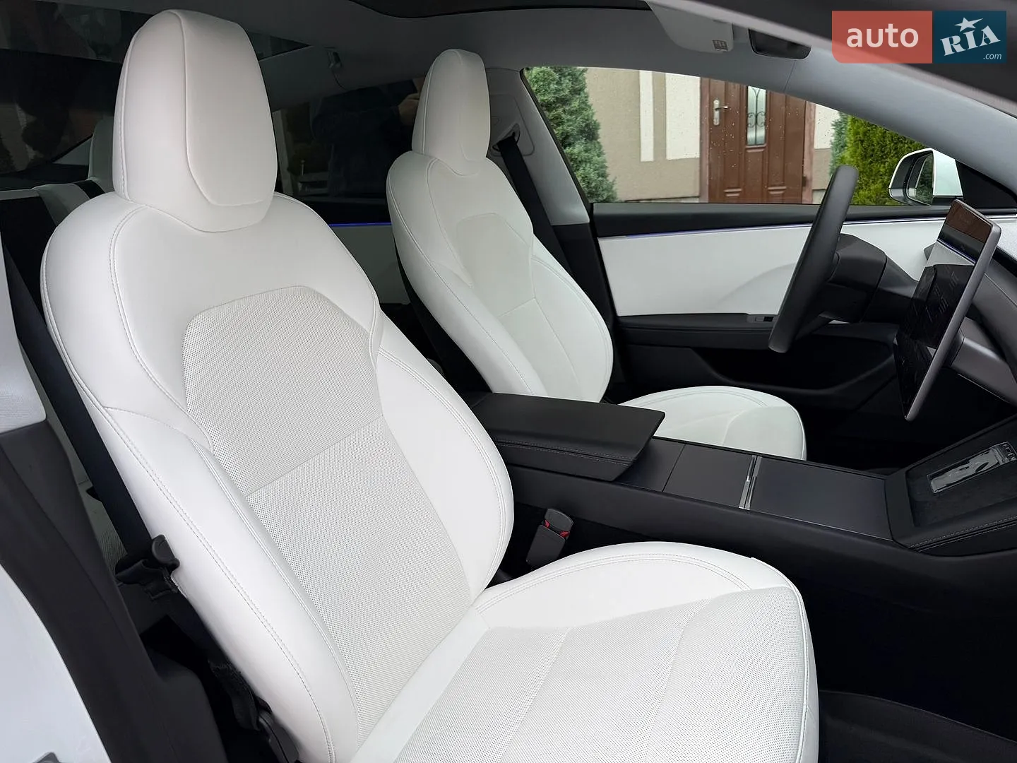 2025 Tesla Model 3 - мініатюра 40