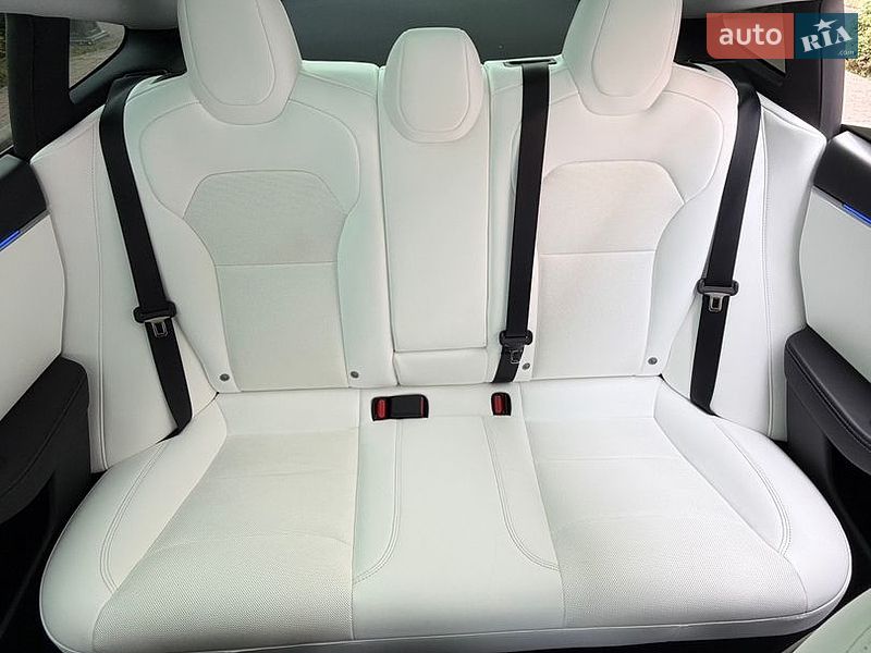 Седан Tesla Model 3 2025 в Стрые