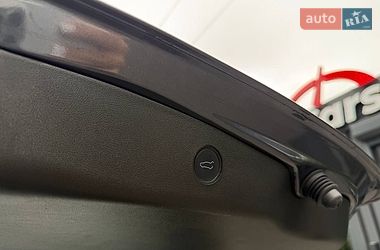 Седан Tesla Model 3 2022 в Львове