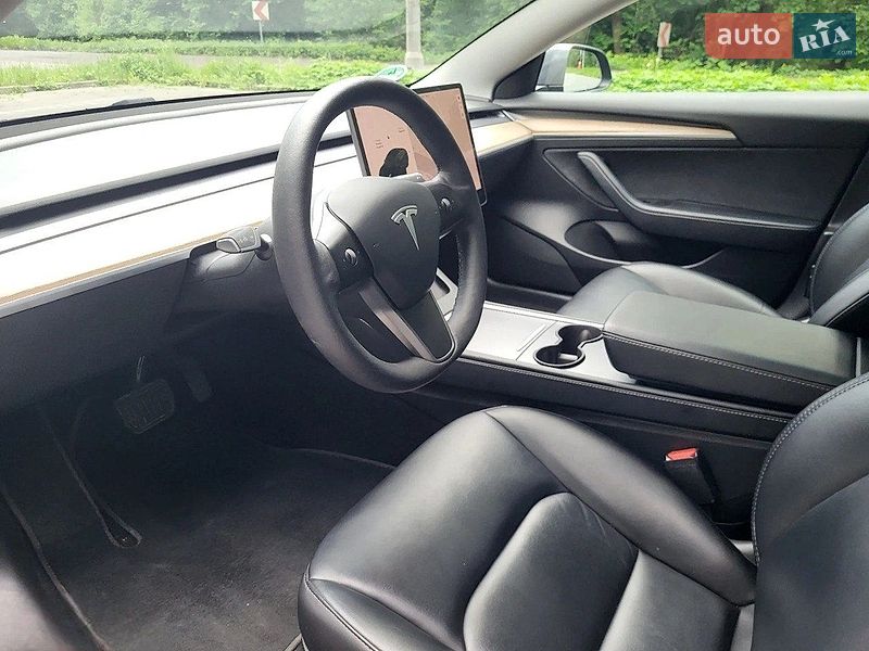Седан Tesla Model 3 2021 в Киеве фото 12 Седан Tesla Model 3 2021 в Киеве