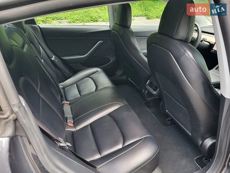 Седан Tesla Model 3 2021 в Киеве фото 17 Седан Tesla Model 3 2021 в Киеве