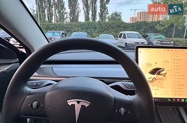 Седан Tesla Model 3 2022 в Києві
