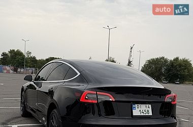 Седан Tesla Model 3 2019 в Дніпрі