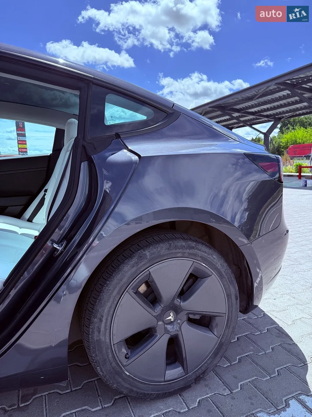 2022 Tesla Model 3 - мініатюра 29